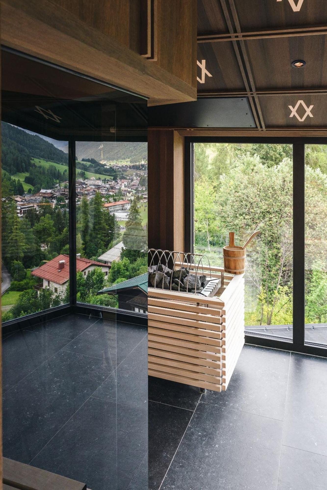 Hotel Arpuria L Hidden Luxury Mountain - Adults Friendly 4*
